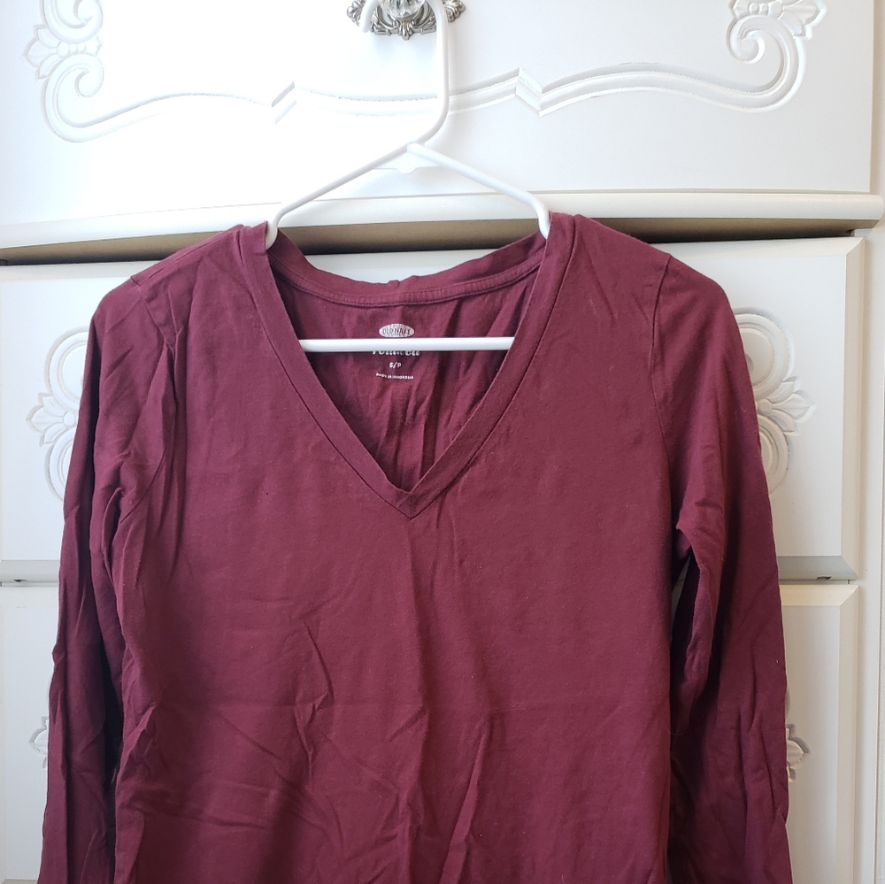Maroon, v-neck long sleeved shirt